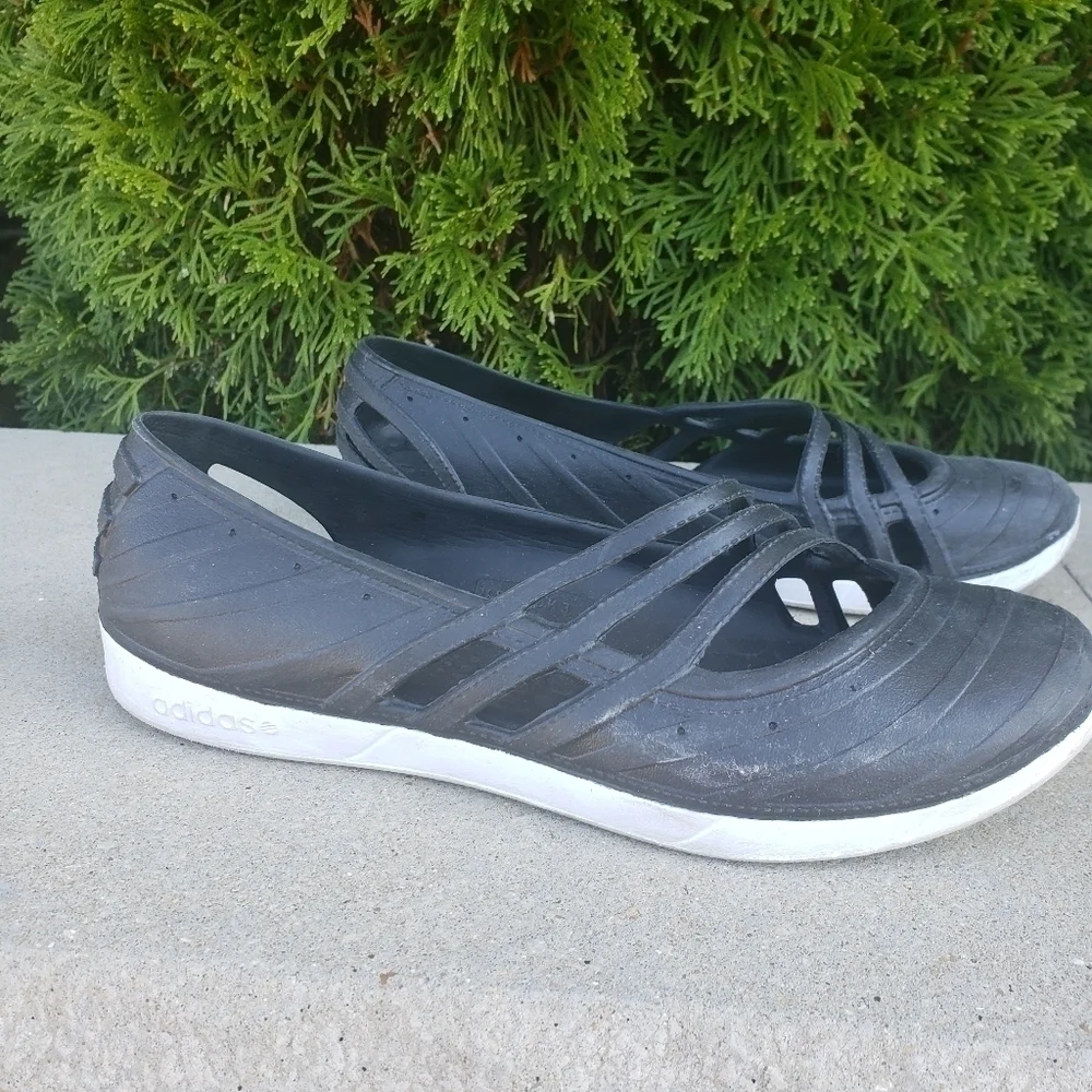 Adidas Rubber Shoes Kid's Size 4 Black